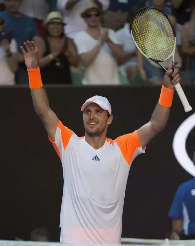 动队伍朝着 动队伍朝着