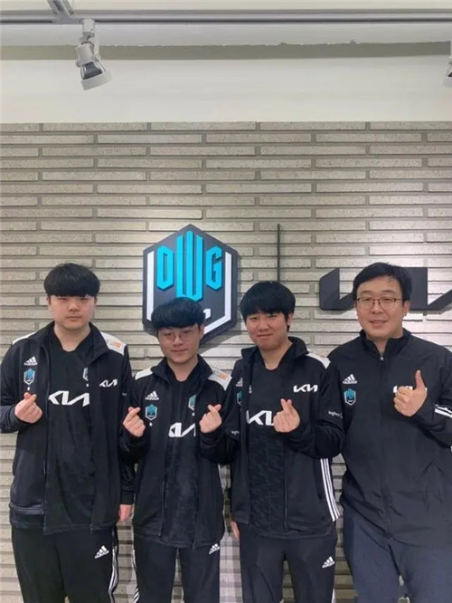 在高强度训 在高强度训